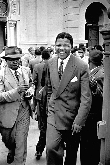 Jürgen Schadeberg: Mandela Leaving His Treason Trial 1958