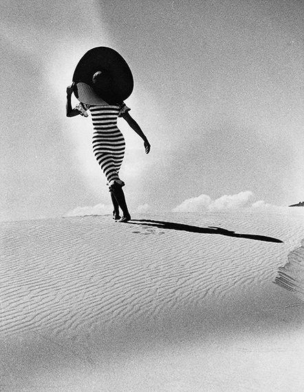 "In den Dünen von Alicante", 1965 © Hannes Kilian