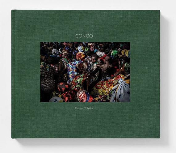 MONOGRAPH Finbarr O’Reilly: "CONGO, A SUBLIME STRUGGLE"Co-published by: Reliefs / Fondation Carmignac24 × 28 cm, 128 pagesFrench/EnglishTexts by Finbarr O’Reilly, Comfort Ero and Judge Antoine Kesia-Mbe Mindua Price: 35 euros, 45 USD, 58 CAD, 35 GBP