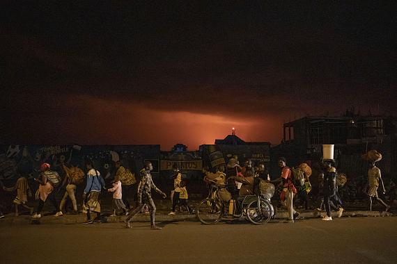 Goma, North-Kivu Province, May 22, 2021People flee from the erupting Nyiragongo volcano © Finbarr O’Reilly for Fondation Carmignac