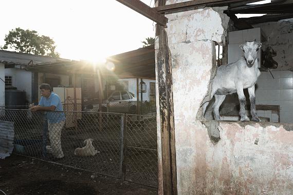 Jeonaldo Rodríguez in his house in Campo Alegría, an oil camp located in Zulia State, Venezuela, on February 18th, 2022 
© Fabiola Ferrero for Fondation Carmignac 