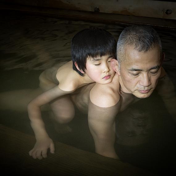 Takako Kido: Skinship (2012 – fortlaufend)
3. Preis Beste Fotoserie 2022
VONOVIA AWARD FÜR FOTOGRAFIE