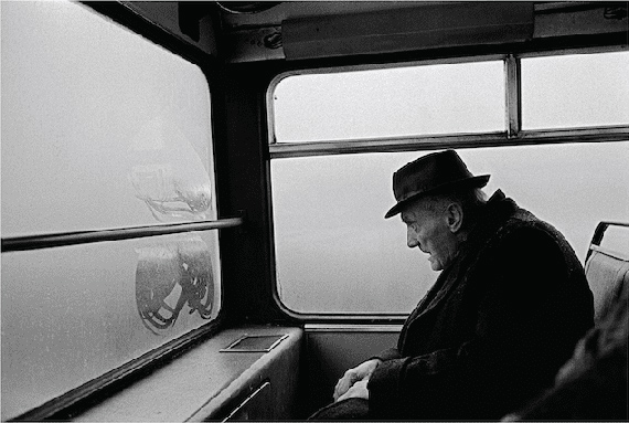 Old man upper deck bus © Tony O’Shea