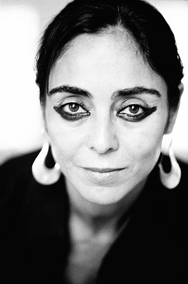 Birgit Kleber: Shirin Neshat, 2005