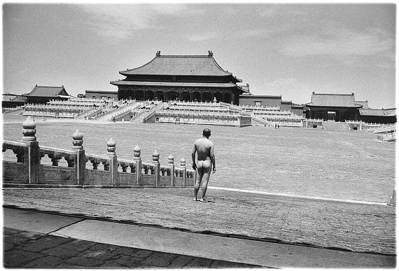 Cai Dongdong
I Figure, 2003
Silver gelatin print
25 x 37 cm