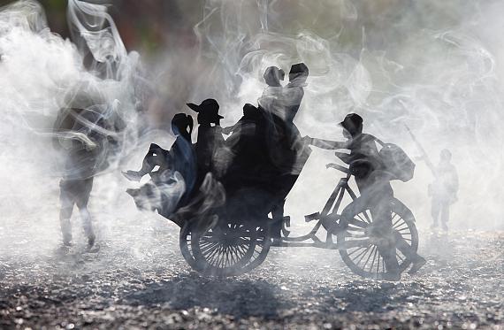 Mak RemissaCyclo was the best for transportationFrom the series Left 3 Days, 2014© Mak Remissa, Prix Pictet
