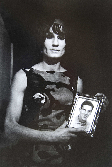 Lisetta CarmiI travestiti, Dalida, Genova, 1965-1967 © Lisetta Carmi