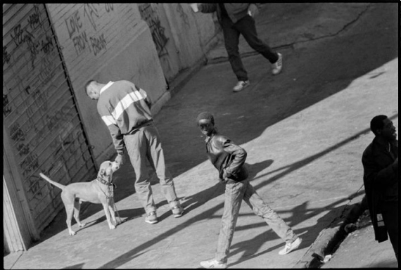 A corner in the Bronx 1988 © Sylvia Plachy 