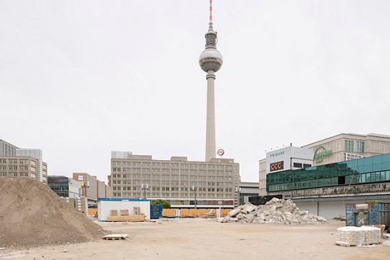 "Antwort auf ›Berlin nach 45‹" © Juan Camilo Roa, 2021