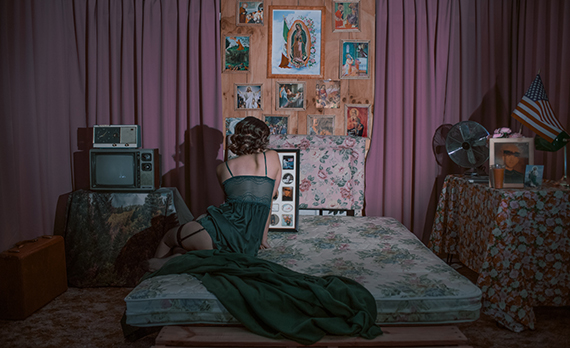 Persia Campbell
Itinerary of a woman along the border “Purple Dark Room (Self-Portrait)” 2020
Archival Pigment Print
Digital Photography - Hahnemühle Photo Rag 308g
Ed. 3, 106 x 64 cm