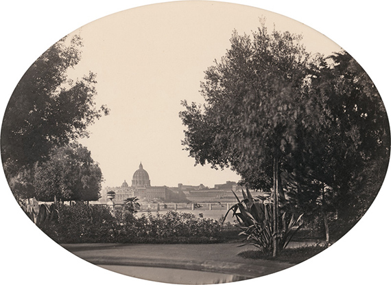 Lot 4010 
James Anderson (1813-1877). 
View of St. Peter’s Basilica from Monte Pincio. Circa 1853. 
Albumen print. 
Estimate € 1000