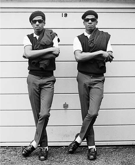 The Islington Twins, London, 1981© Janette Beckman