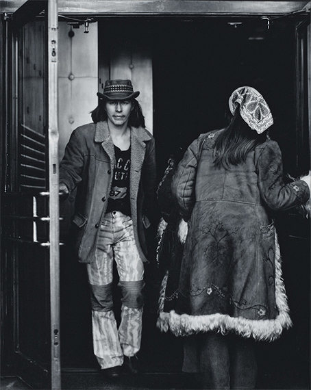 People of the North Portal (Doors), 1970-1971
Gelatin silver prints
40 x 30 cm
Collection of the Musée national d’art moderne, Centre Pompidou, Paris
© Barbara B. Crane Trust
© Centre Pompidou, Joseph Banderet