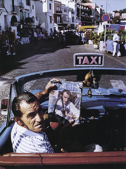 Helmut Newton
Condé Nast's Traveler, Capri, Italy, 1990 
© Helmut Newton Foundation