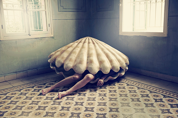 Lara Zankoul (Lebanon): The Magic Clam, 2020, photography, 90x60cm

