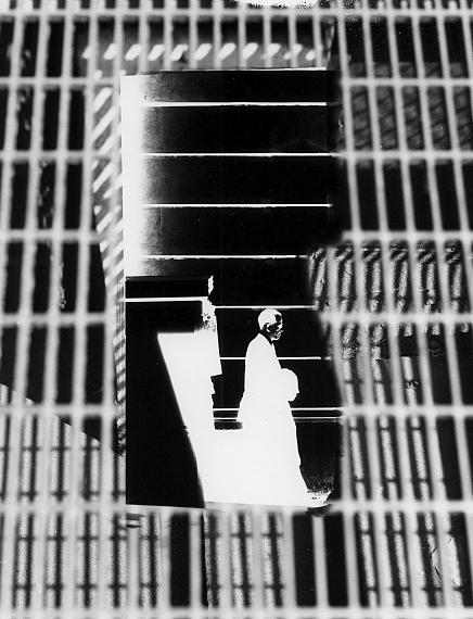 Ray K. Metzker
Man Wall Street Grid, MX, 1964