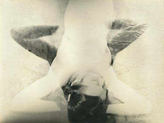 Kansuke Yamamoto
I’d Like to Think While Inside the Body of a Horse, 1964
Vintage silver gelatin print
22.7 x 18.2 cm