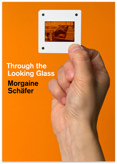 Morgaine Schäfer - Through the Looking Glass
Herausgeber*in: Barbara Hofmann-Johnson/Museum für Photographie Braunschweig
Text von Daria Bona und Künstlerinterview von Barbara Hofmann-Johnson mit Morgaine Schäfer
Gestaltung: Kühle und Mozer, Köln
Seitenzahl: 128
Format: 170 x 240 mm
Verlag: Verlag der Buchhandlung Walther und Franz König
34 EUR / 44 EUR (signiert)
ISBN: 978-3-7533-0461-8 www.photomuseum.de/publikationen/