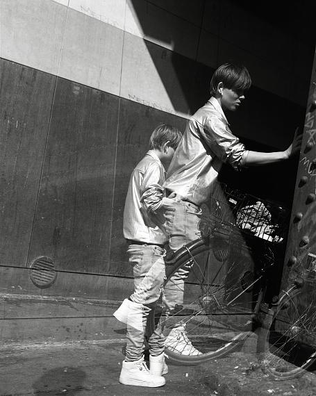 Lukas Hoffmann
Doppelbelichtung (Alexanderplatz I), 2023
gelatin silver print
59 x 48 cm