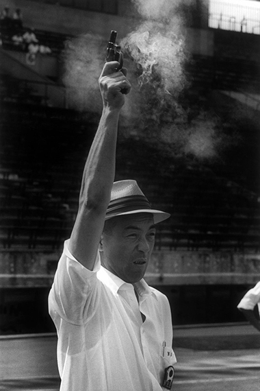 René Burri. Tokyo Olympic Games, Japan, 1964. Courtesy of the artist / Photo Elysée / Magnum Photos / René Burri Foundation.
