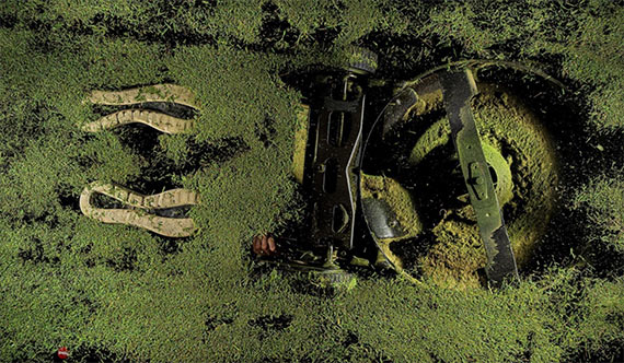 Deni Horvatic, Accident 1-6, 2020, C-Print mounted on Dibond, 142 x 83 cm