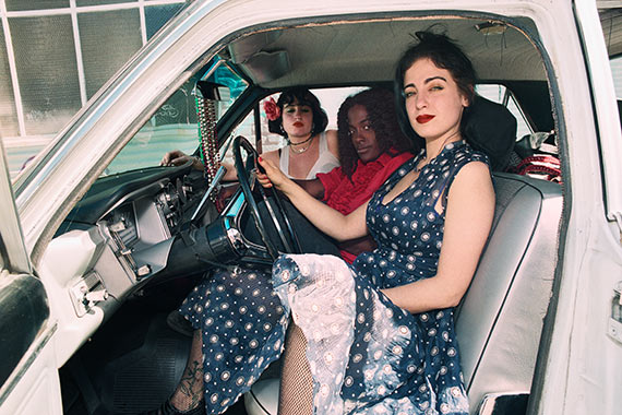 Die Mission, 1996 © Chloe Sherman