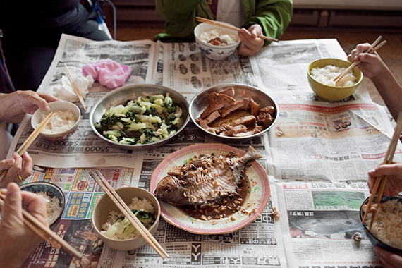 Dinner for Seven, 2011 from The Lams of Ludlow Street © Thomas Holton