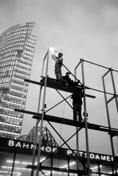 Potsdamer Platz im Bau, November 1999 bis Juni 2000
© Nelly Rau-Häring