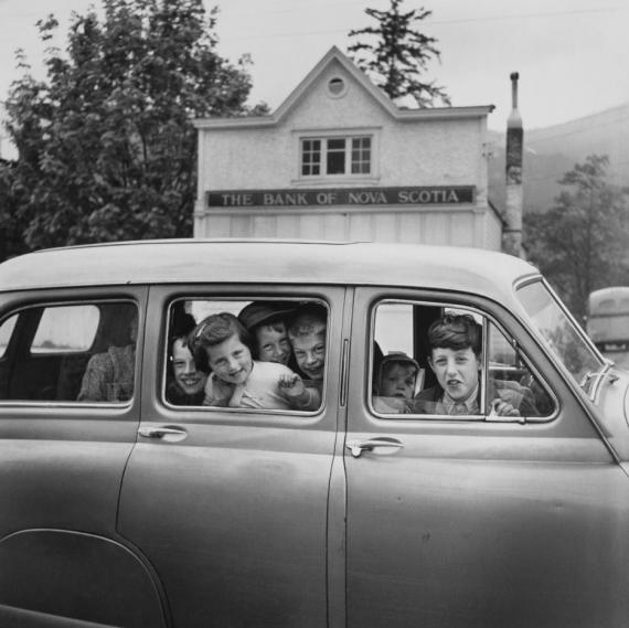 Myth in the Shadows – The Eye of Vivian Maier Myth in the Shadows – The Eye of Vivian Maier