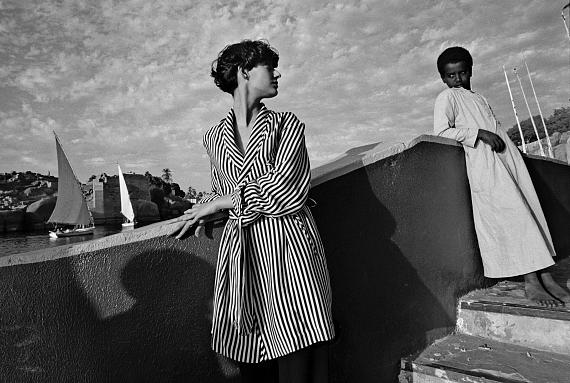 Ferdinando Scianna
Fashion Story with Gisele Zelahui, in the King Valley, Egypt, 1989
© Ferdinando Scianna/Magnum Photos