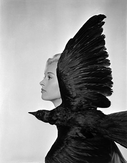 Philippe Halsman
Tippi Hedren, Main Actress in British Film, Alfred Hitchcocks movie The Birds, 1962
© Philippe Halsmann/Magnum Photos