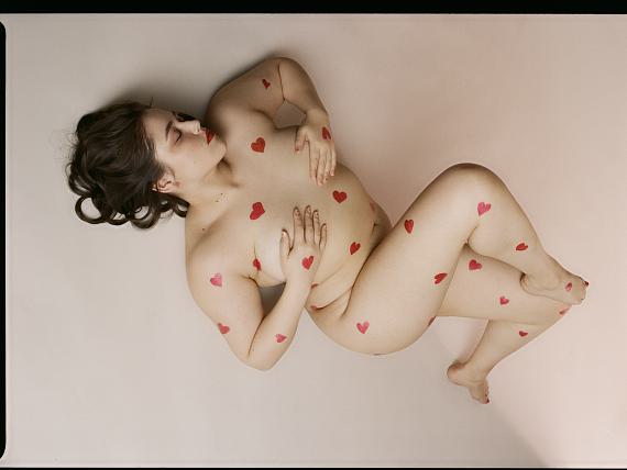 Frauke Fischer
Love Your Curves
Published in Gruner und Jahr, 2021
© Frauke Fischer-Ikeda