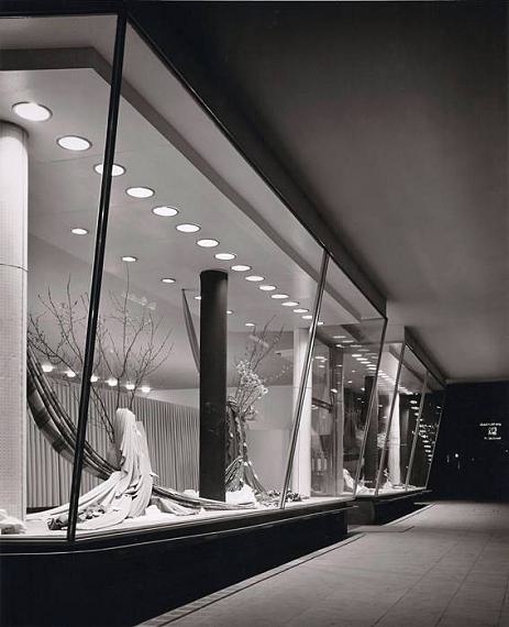 73 Jahre Stoff-Pavillon Moeller. Eine Zeitreise 1952 – 2025