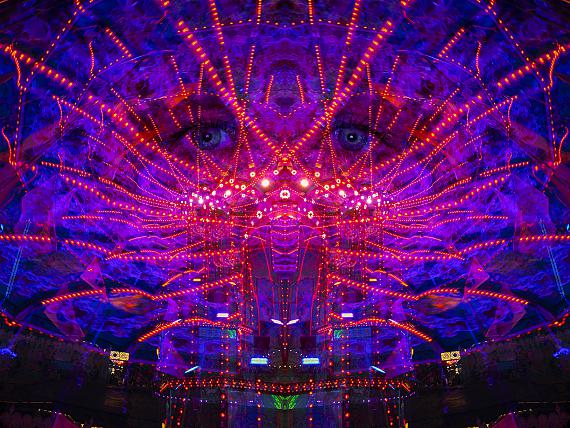 Unity Art Nabiha und Thom 
DOORS OF PERCEPTION BIOMETRIC