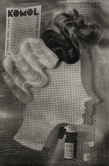 Ringl + Pit
Komol Haircoloring Advertising (Grete Stern/Ellen Auerbach) , 1932
Gelatin silver print, printed 1985
35
20.6 x 32.4 cm