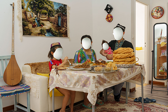 © EDITH ROUX, Les Exilés (2023)  + Les Innocent.e.s  (2023) 