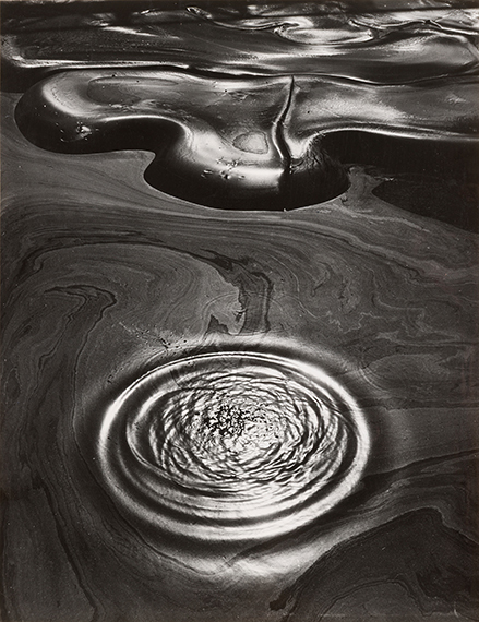 105
Jean Dieuzaide (1921-2003)
Les mystères du brai, 1956.