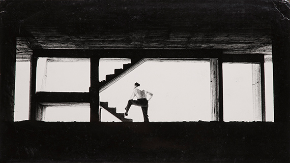 Eduardo Salvatore (1914-2006)
Observador, c. 1964. 
Vintage gelatin silver print.  Eduardo Salvatore (1914-2006)
Observador, c. 1964. 
Vintage gelatin silver print.