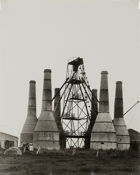 Photographies et éditions / Photographs and Editions