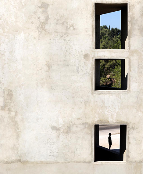 Serge Najjar
Wall’s Silent Horizon
2025
Inkjet on on Ultra Smooth Paper
87,5 x 70 cm
Edition 1 of 5 + 2AP Serge Najjar
Wall’s Silent Horizon
2025
Inkjet on on Ultra Smooth Paper
87,5 x 70 cm
Edition 1 of 5 + 2AP