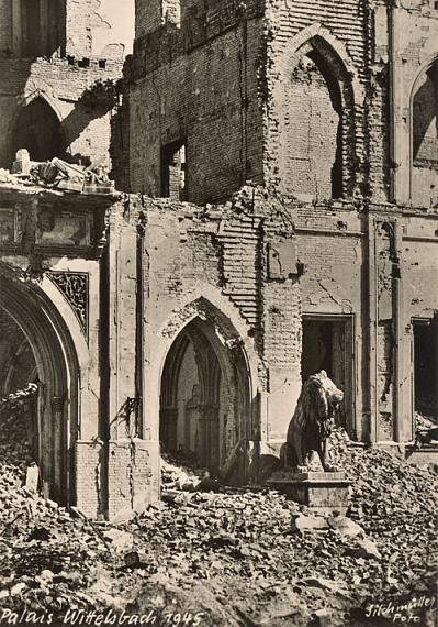 Stadt in Trümmern Stadt in Trümmern