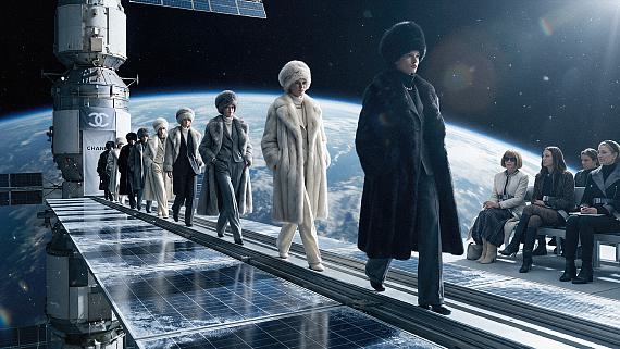 Christian Schön: aus der Serie »Prêt-à-porter«, 2025© Christian Schön, 2026