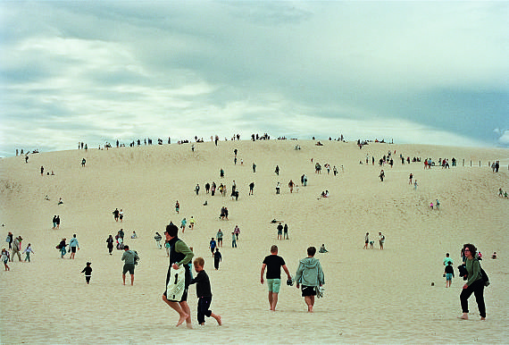 Georg Petermichluniversal thoughts (Łeba), 2026 Digitaldruck auf Polyester-Nesselca. 1365 x 315 cm