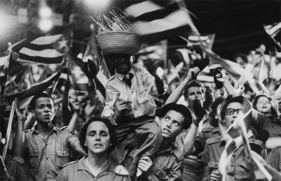 100×100 by OstLicht Auction