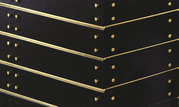 S T O R I E S – behind the photographic image