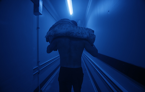 Janis Rafa, Baby I’m Yours, Forever (still), 2026. Single-channel video, colour, 8.1 surround sound , 17’. Commissioned and produced by Fondazione In Between Art Film, co-produced by Onassis Culture and Heretic with additional support from Mondriaan Fund, for the exhibition Canicula, 2026. Courtesy of the artist; Callirrhoë, Athens; Fondazione In Between Art Film.