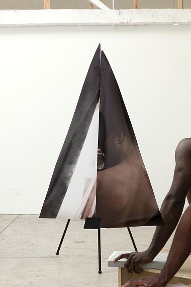 Paul Mpagi SepuyaMirror Study (0X5A7394)Archival pigment print, 2017 © Paul Mpagi Sepuya