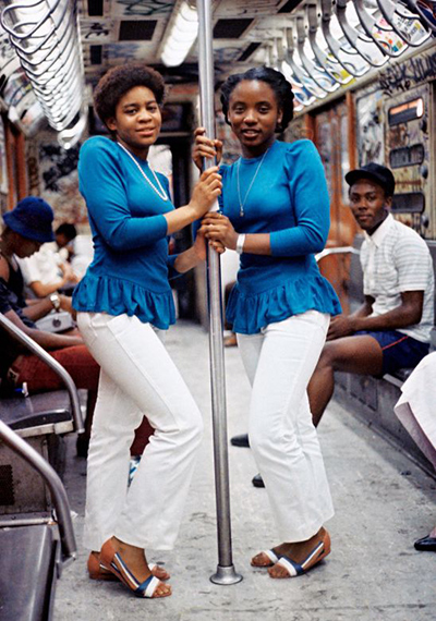 Jamel Shabazz, Soros for Life, Crown
Heights, Brooklyn, NYC 1981 © Jamel Shabazz.
Courtesy Galerie Bene Taschen, Cologne
Jamel Shabazz, Soros for Life, Crown
Heights, Brooklyn, NYC 1981 © Jamel Shabazz.
Courtesy Galerie Bene Taschen, Cologne