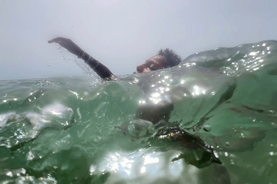 Antonio Denti&nbsp;aus Italien für&nbsp;“Il Mare in Mezzo (The Sea In Between)”,