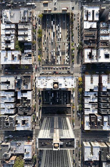 Johnny MillerUnequal Scenes, NYC, USA, 2022, #1&copy; Johnny MillerCourtesy Buchkunst Berlin